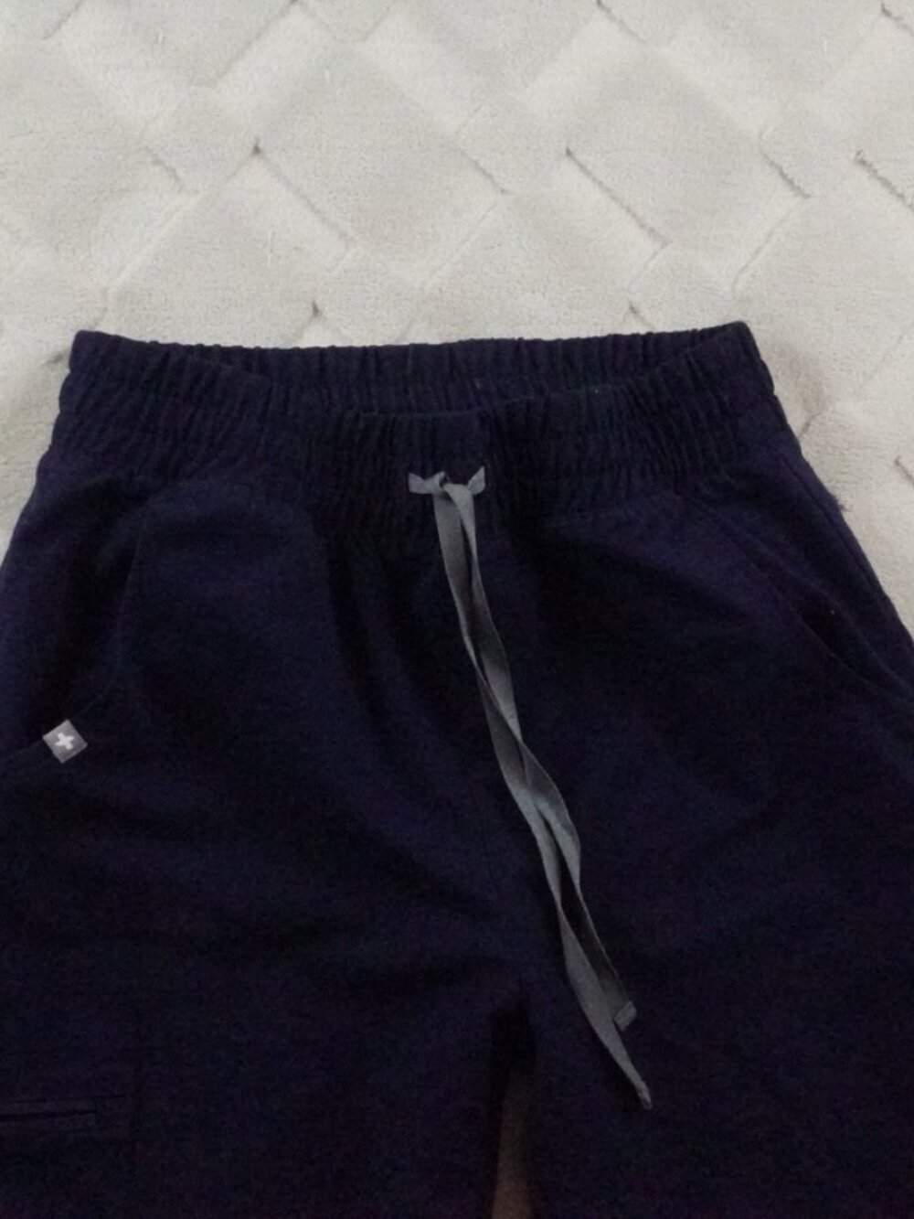 Figs 2pc Scrub Set Three Pocket Scrub Top S / Zamora Jogger Scrub Pants Small - Picture 9 of 13